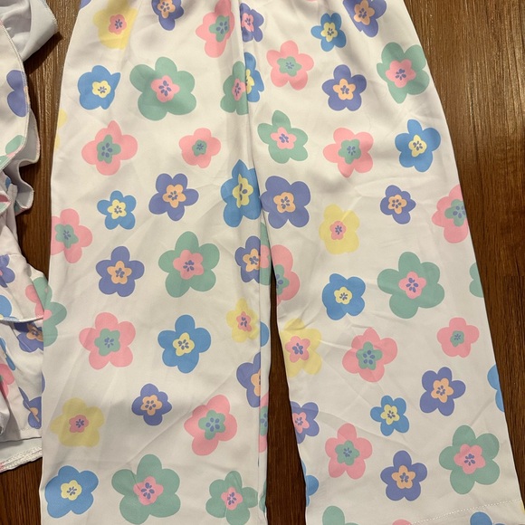 Marie Nicole Floral Set - Picture 4 of 4